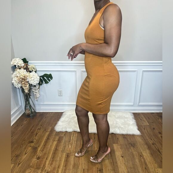 NWT Mini brown dress - Picture 3 of 4